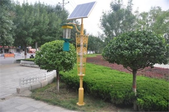景隆果園太陽(yáng)能殺蟲(chóng)燈